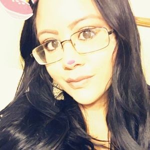 Meet your Posher, Veronica